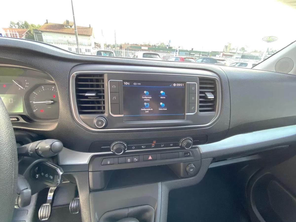 peugeot-traveller-2018-diesel-1997cc