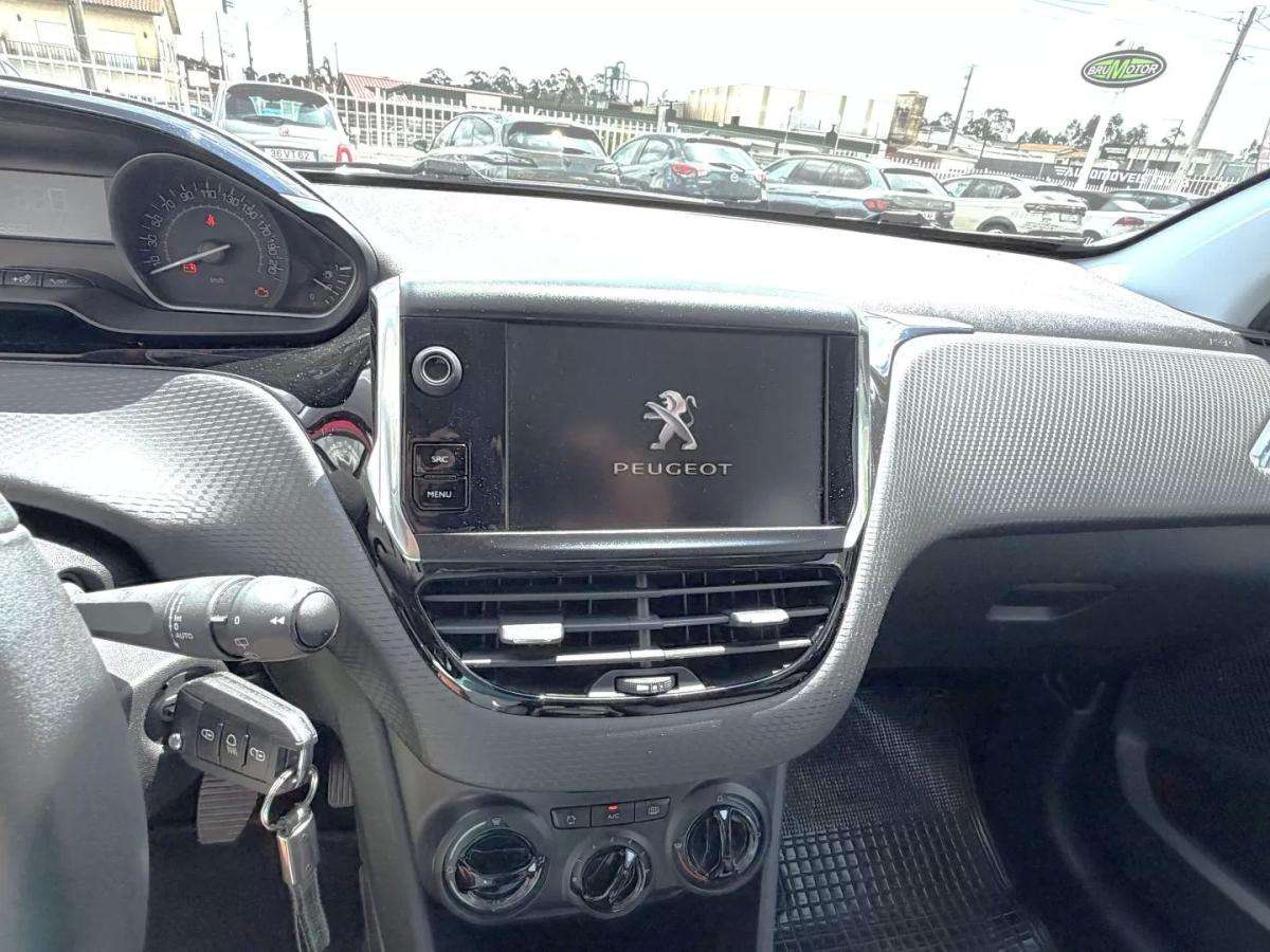 peugeot-2008-2019-gasolina-1199cc