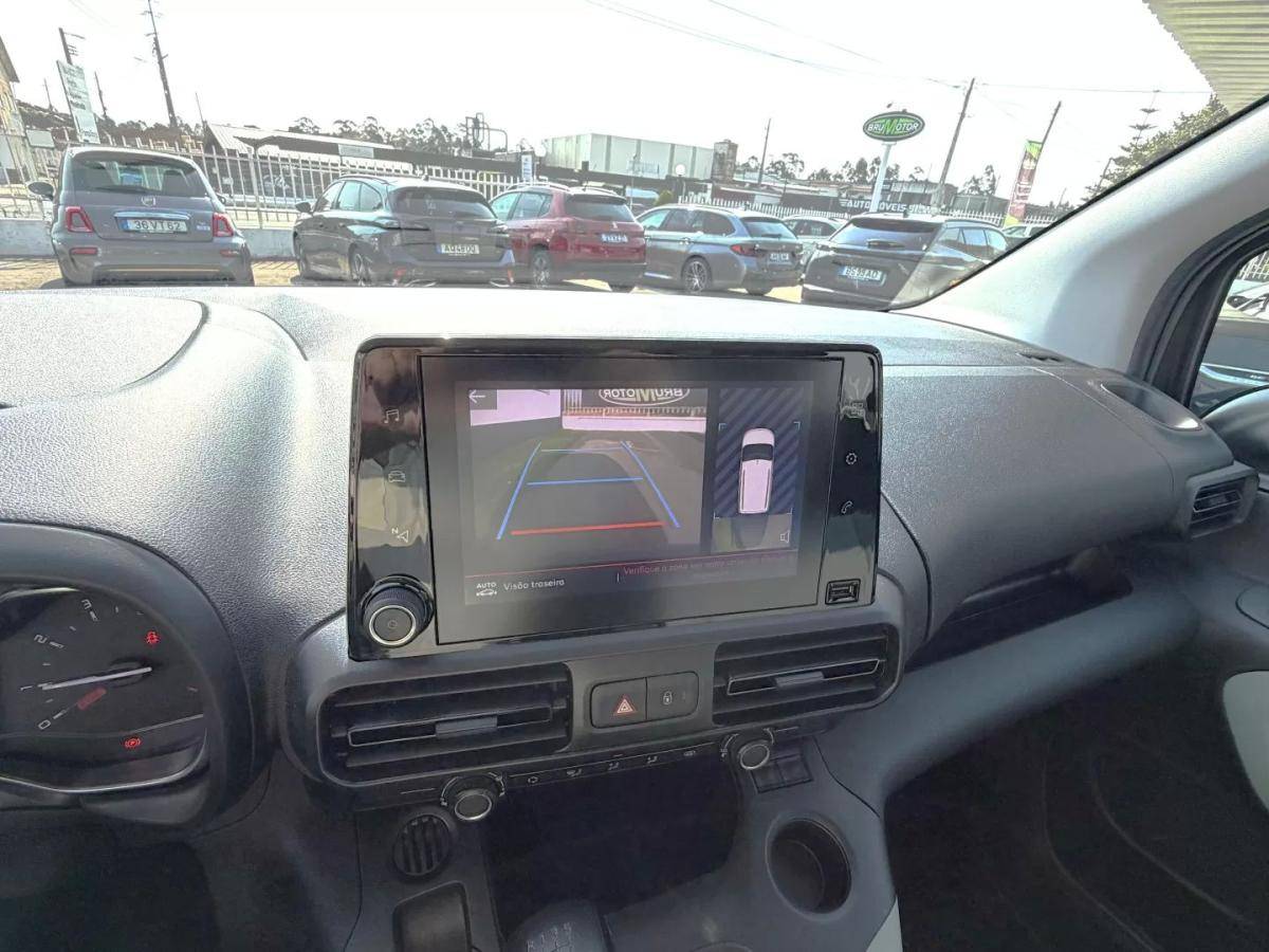 citroen-berlingo-2021-gasolina-1199cc