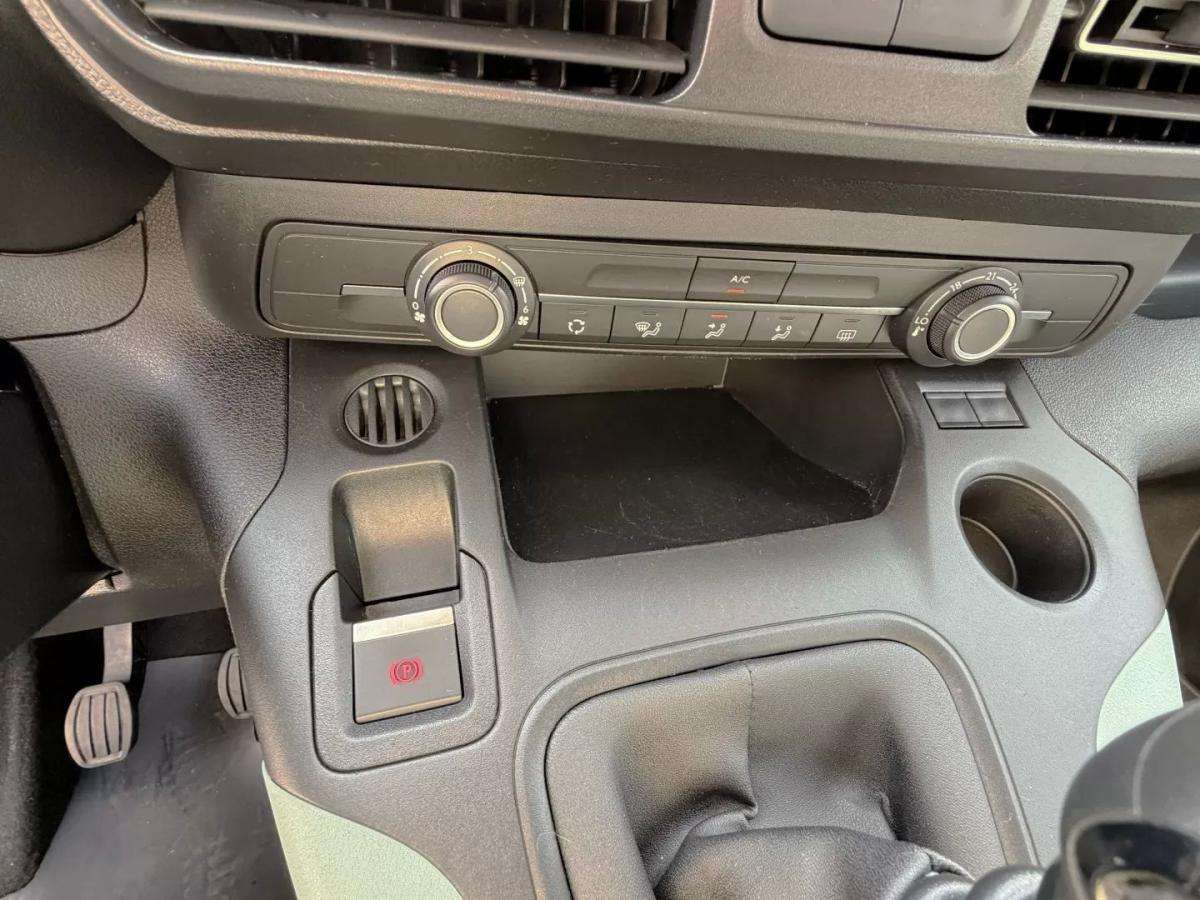 citroen-berlingo-2021-gasolina-1199cc