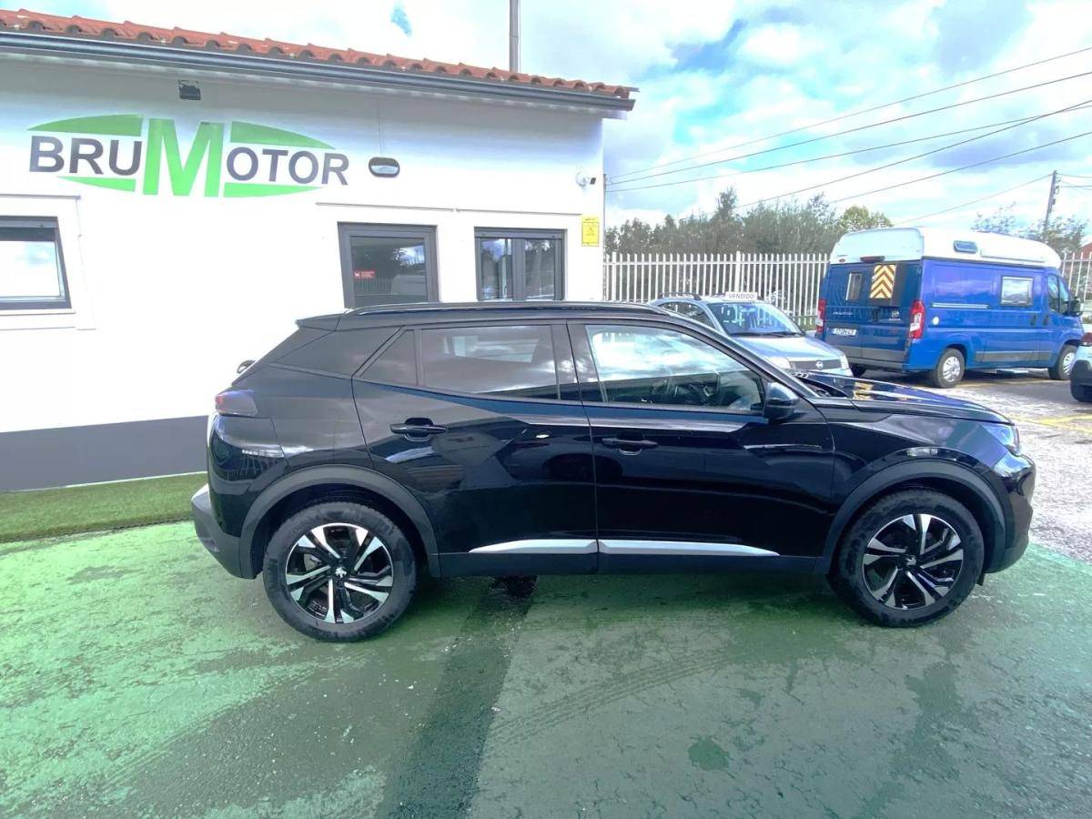 peugeot-2008-2022-gasolina-1199cc