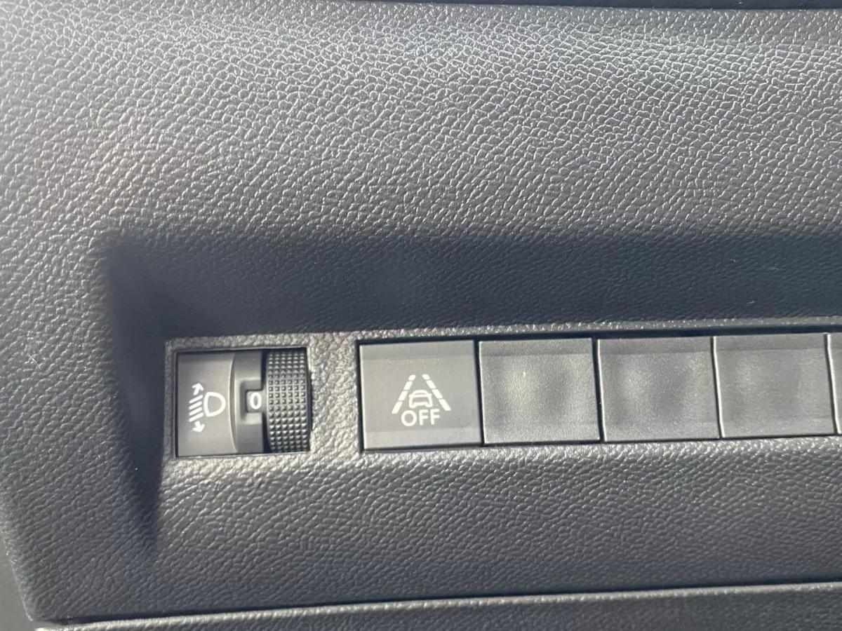 peugeot-2008-2022-gasolina-1199cc