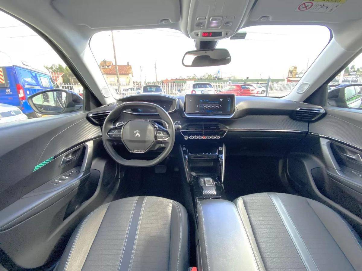 peugeot-2008-2022-gasolina-1199cc