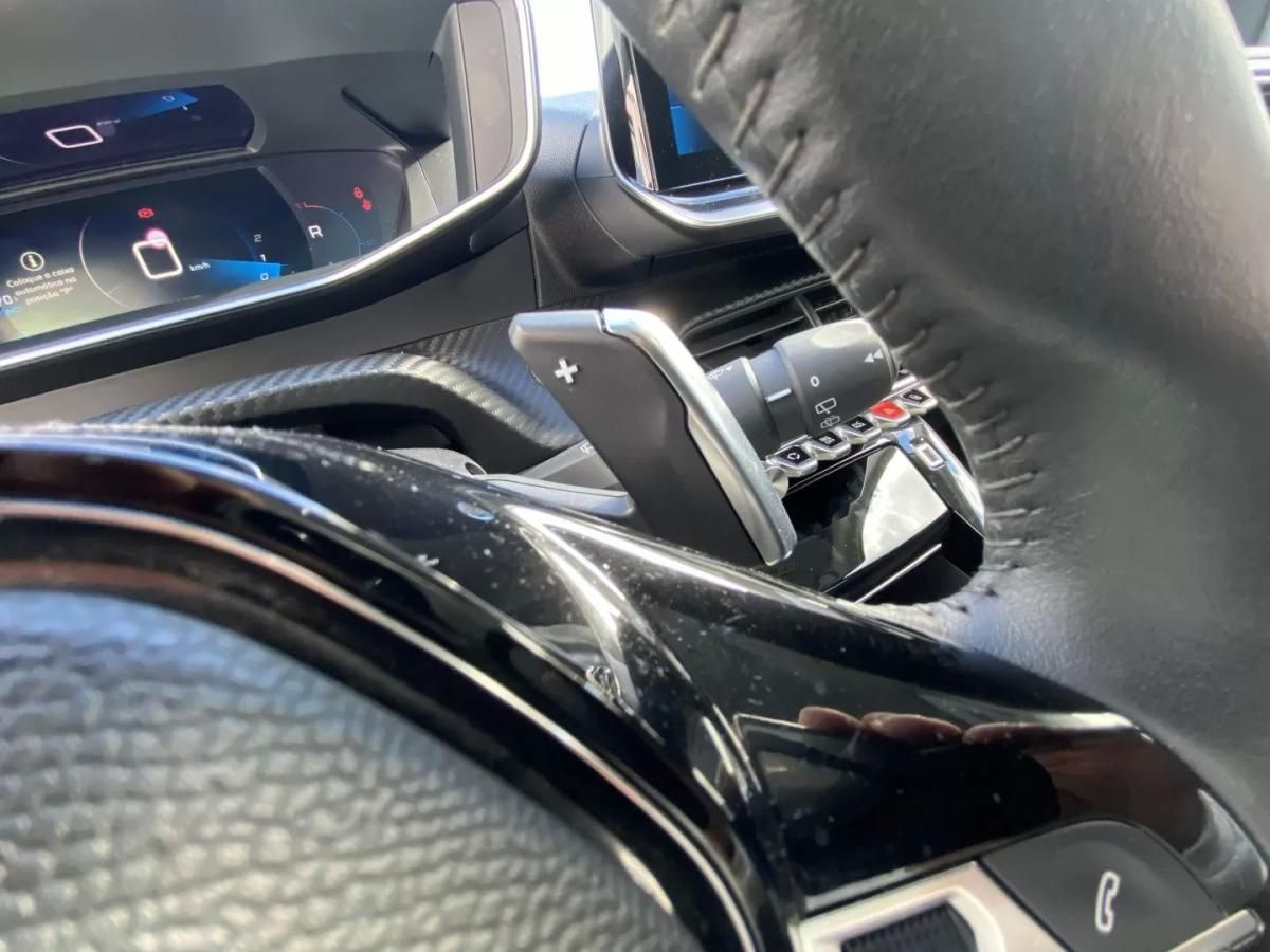 peugeot-2008-2022-gasolina-1199cc
