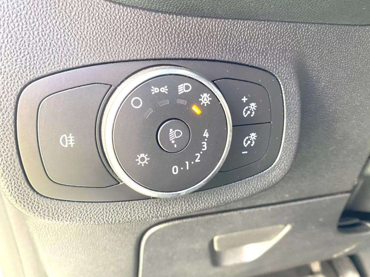 ford-fiesta-2022-gasolina-999cc