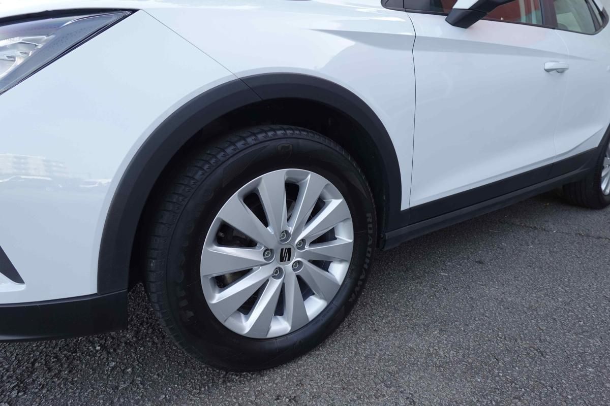 seat-arona-2023-gasolina-999cc
