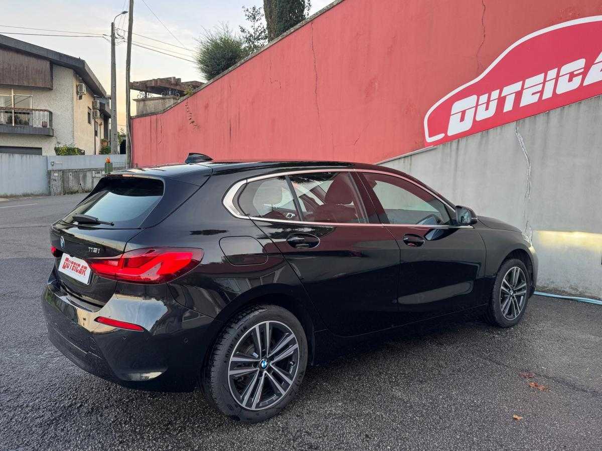 bmw-serie-1-2023-gasolina-1499cc