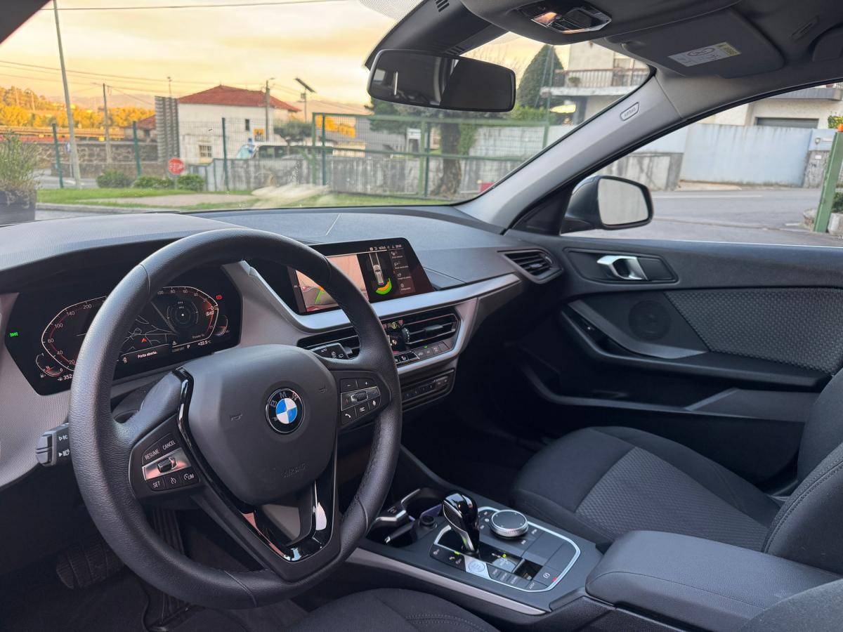 bmw-serie-1-2023-gasolina-1499cc