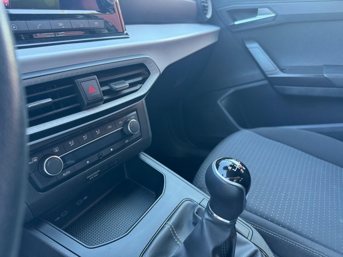 seat-ibiza-2022-gasolina-999cc