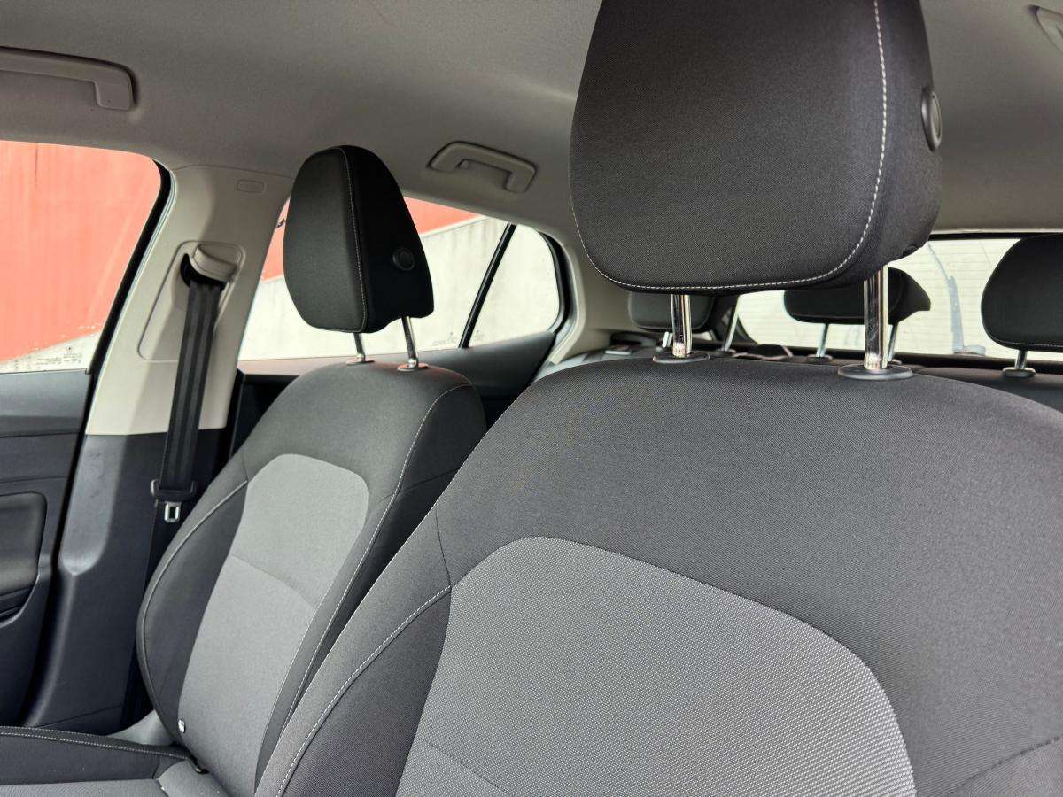 skoda-fabia-2023-gasolina-999cc