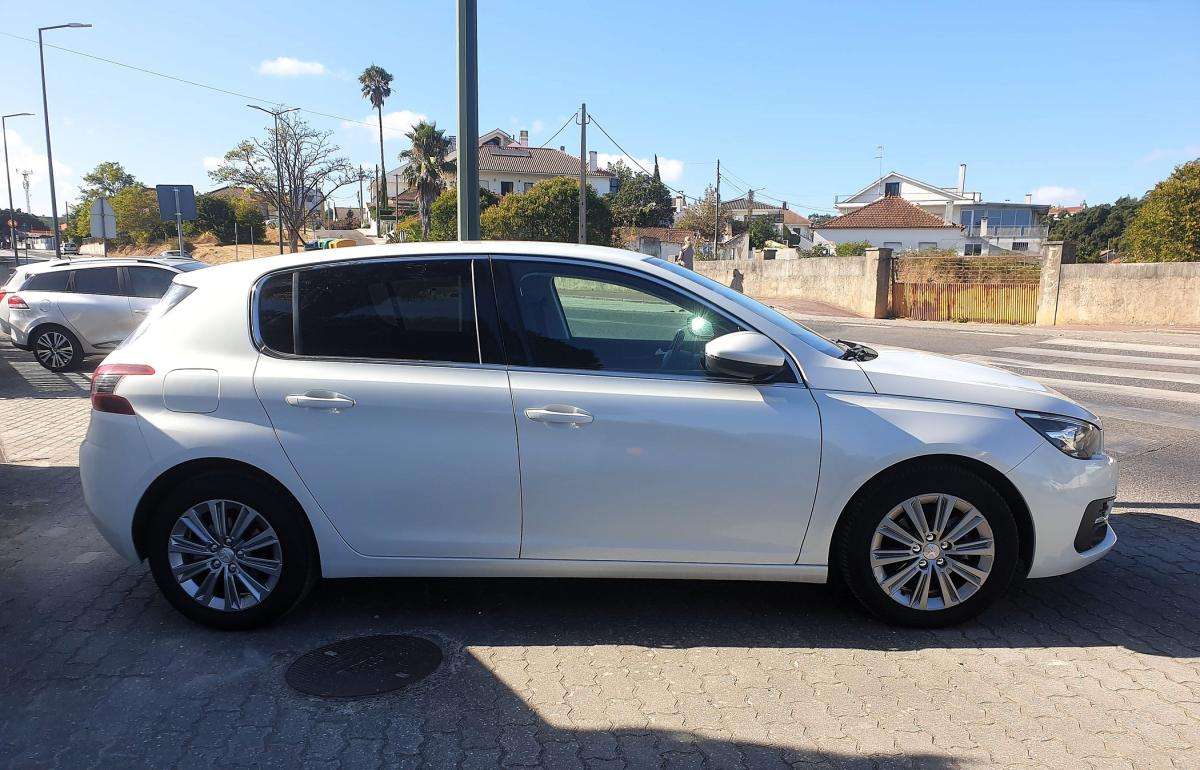 peugeot-308-2018-diesel-1560cc