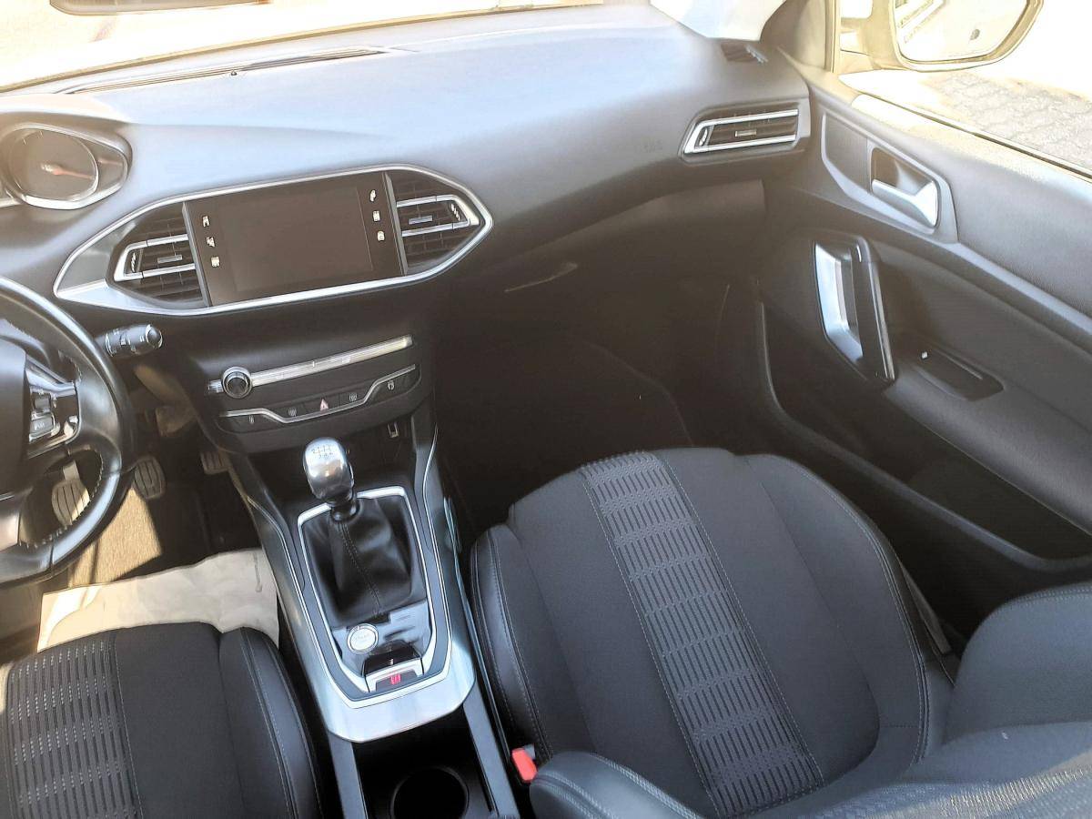 peugeot-308-2018-diesel-1560cc