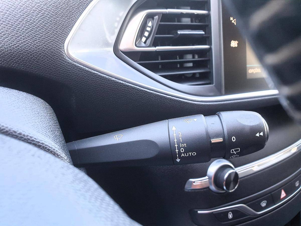 peugeot-308-2018-diesel-1560cc