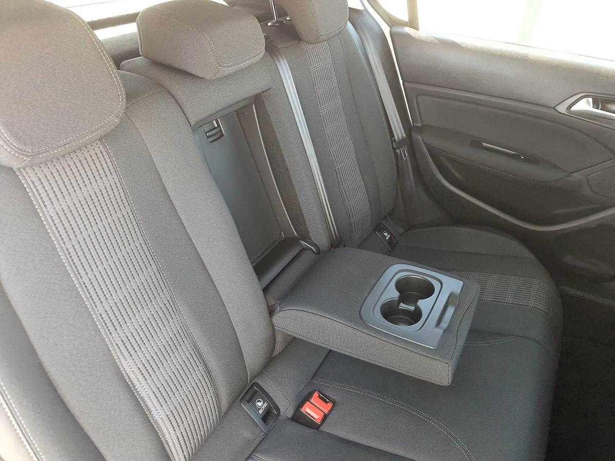 peugeot-308-2018-diesel-1560cc