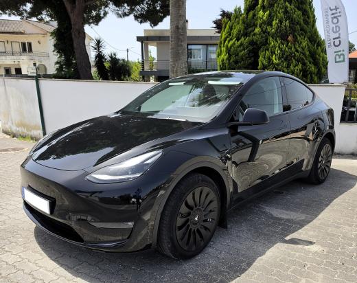 tesla-model-y-2023-eletrico-500cc