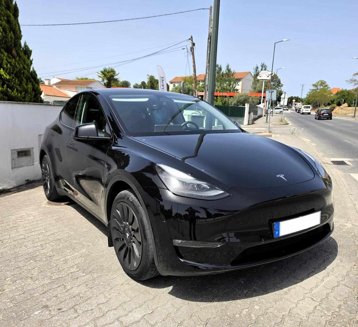 tesla-model-y-2023-eletrico-500cc