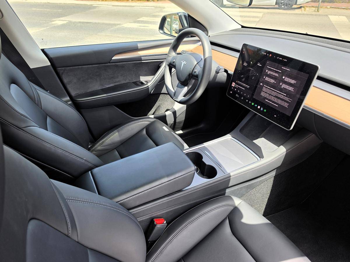 tesla-model-y-2023-eletrico-500cc