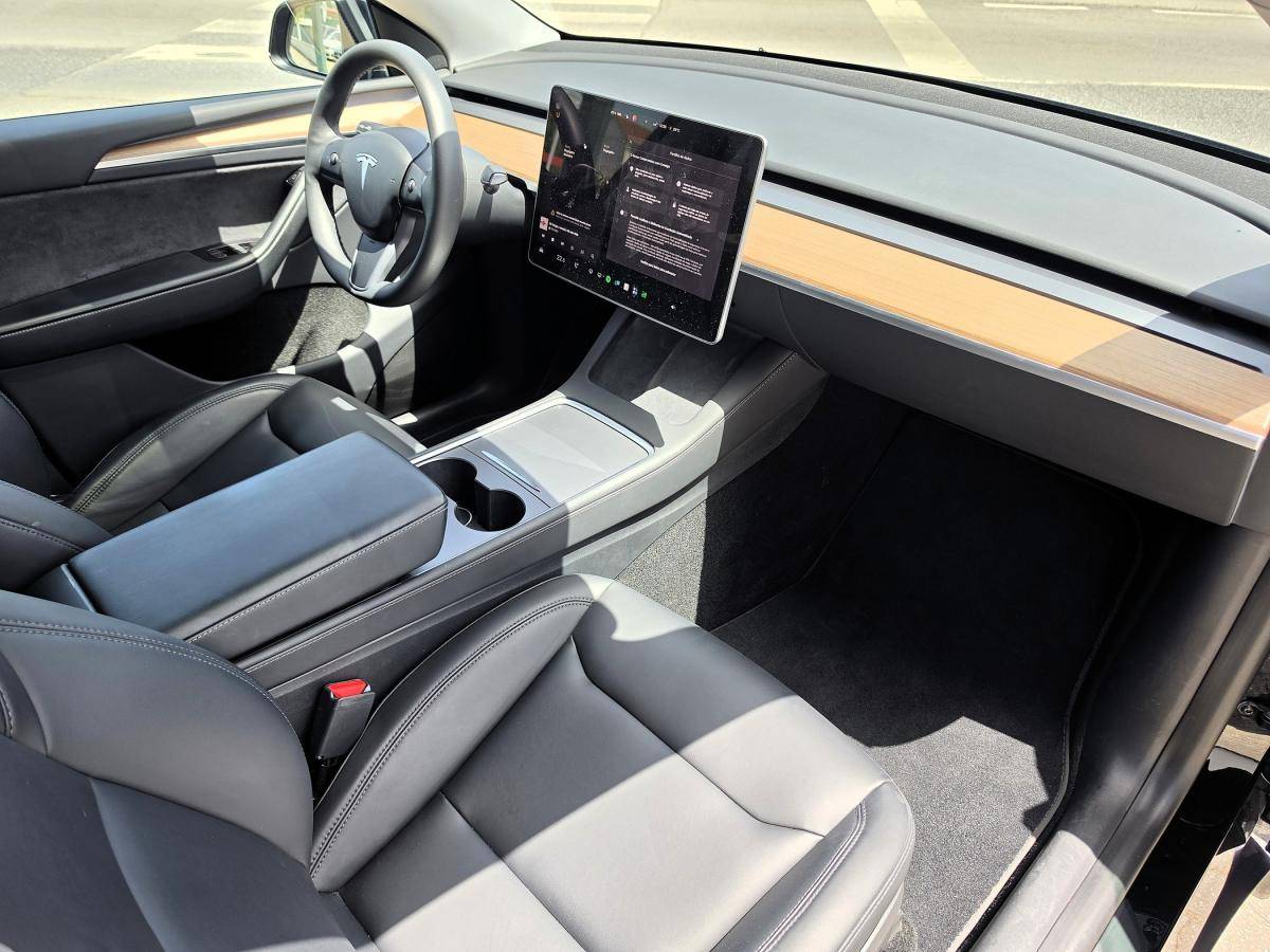 tesla-model-y-2023-eletrico-500cc