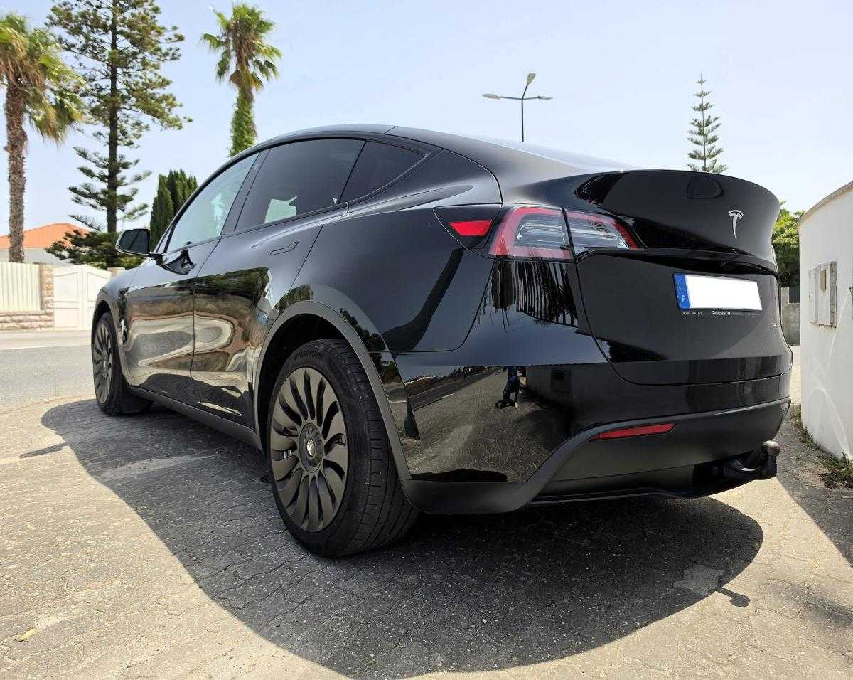tesla-model-y-2023-eletrico-500cc