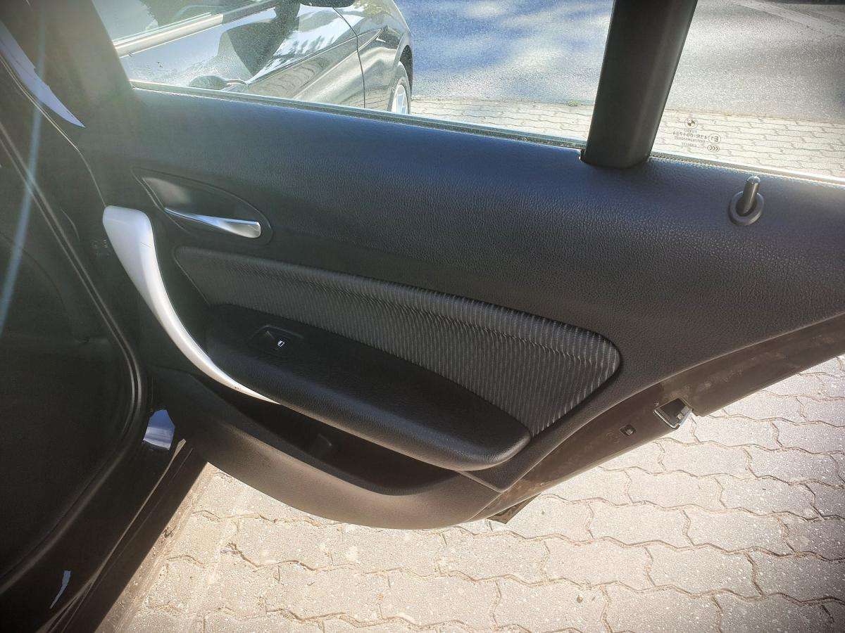 bmw-serie-1-2019-diesel-1496cc