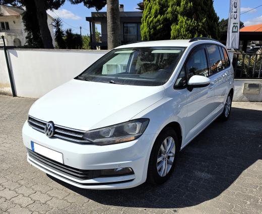 volkswagen-touran-2018-diesel-1598cc
