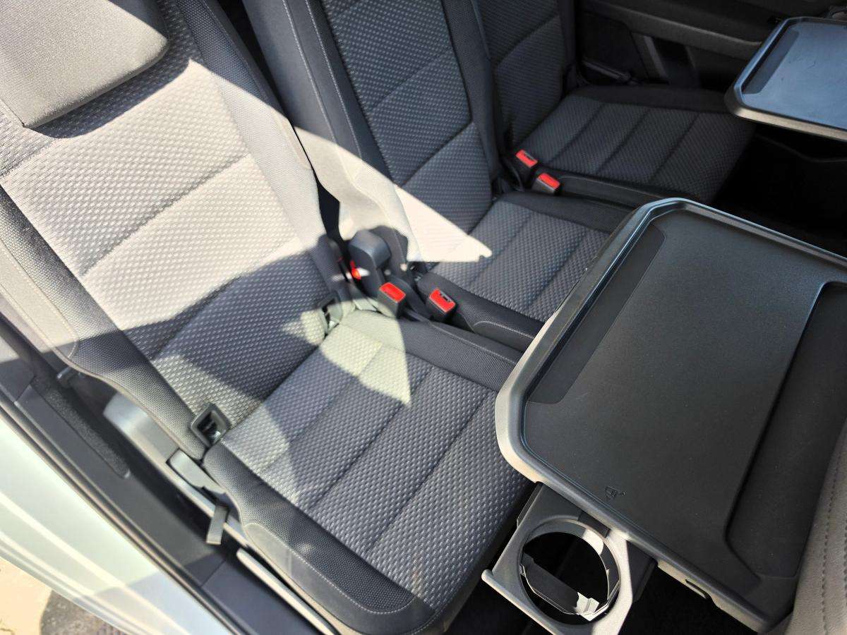 volkswagen-touran-2018-diesel-1598cc