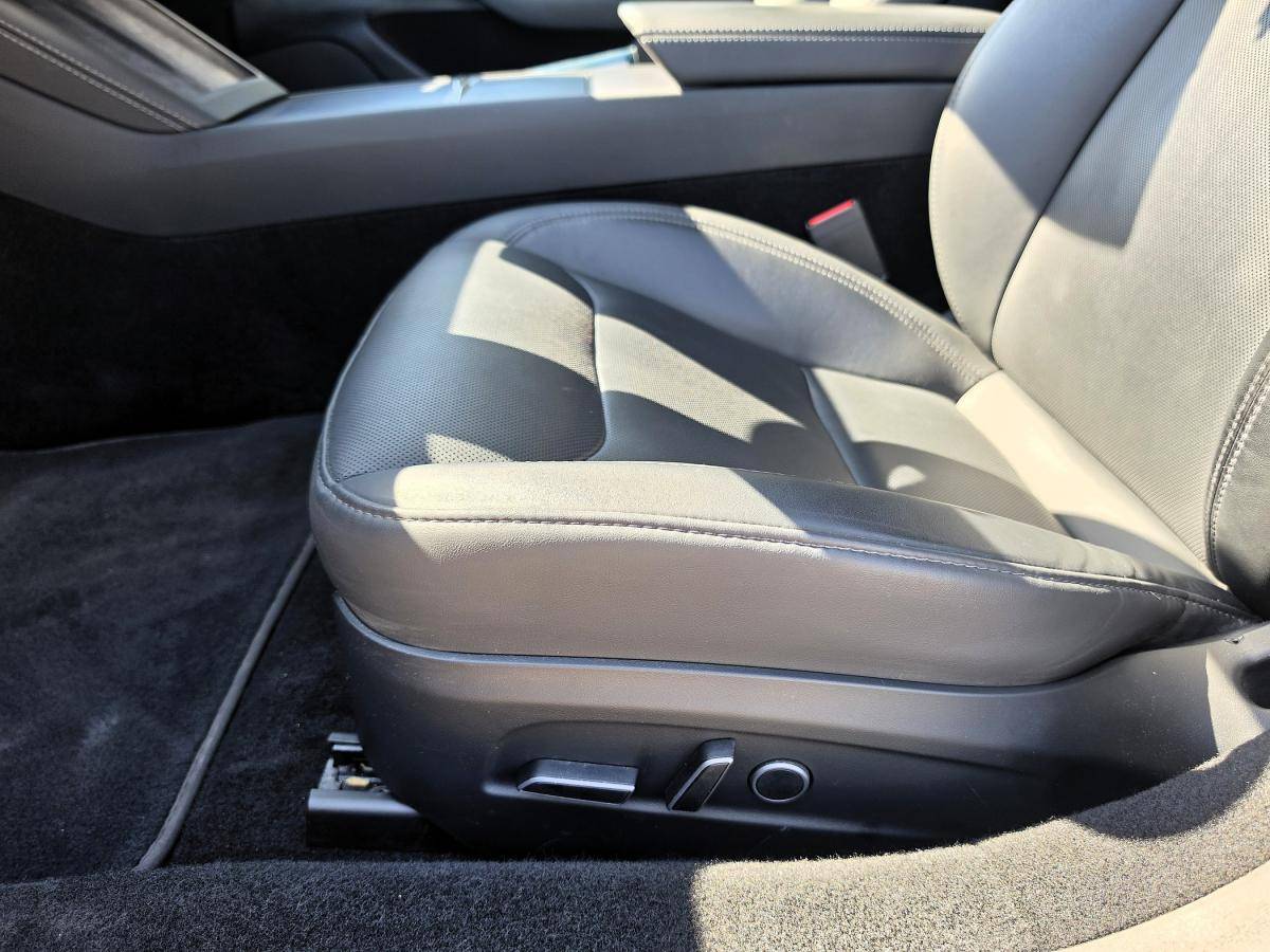 tesla-model-3-2023-eletrico-500cc