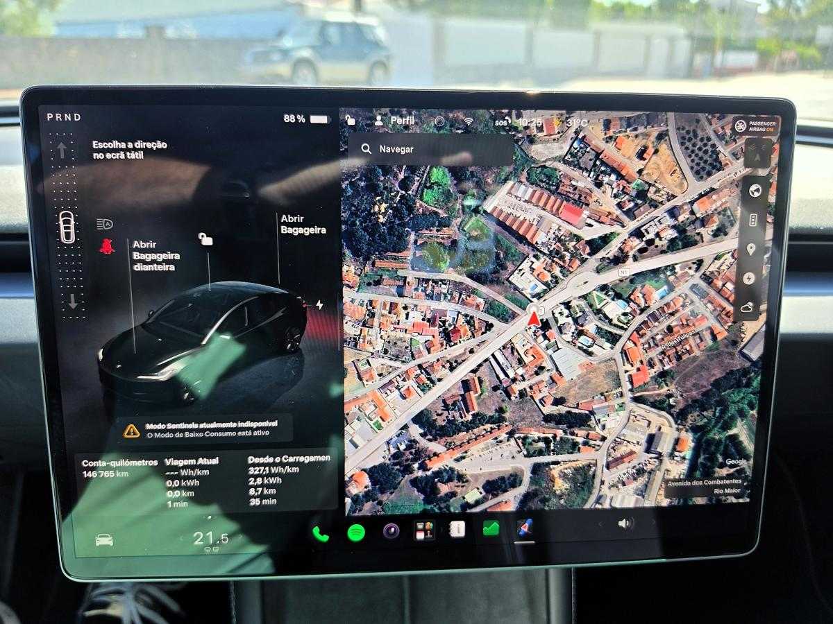 tesla-model-3-2023-eletrico-500cc