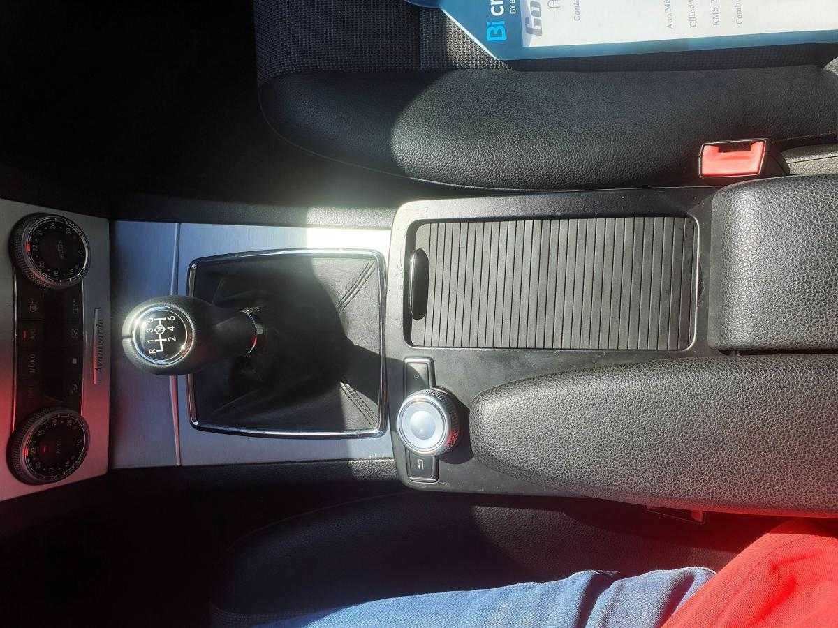 mercedes-benz-classe-c-2010-diesel-2143cc