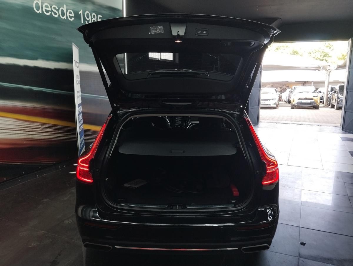 volvo-v60-2022-hibrido-a-gasolina-1969cc