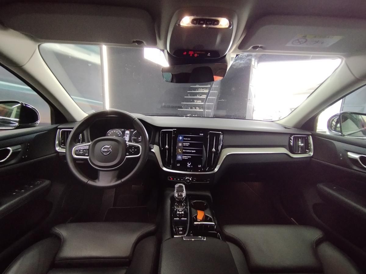volvo-v60-2022-hibrido-a-gasolina-1969cc