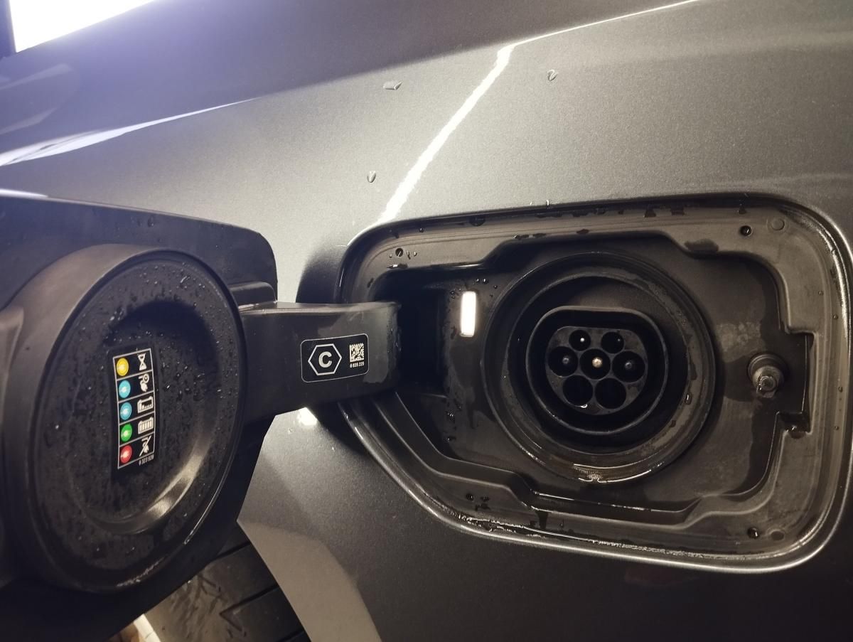 bmw-serie-3-2020-hibrido-a-gasolina-1998cc