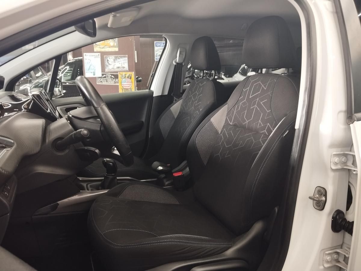 peugeot-2008-2019-gasolina-1199cc