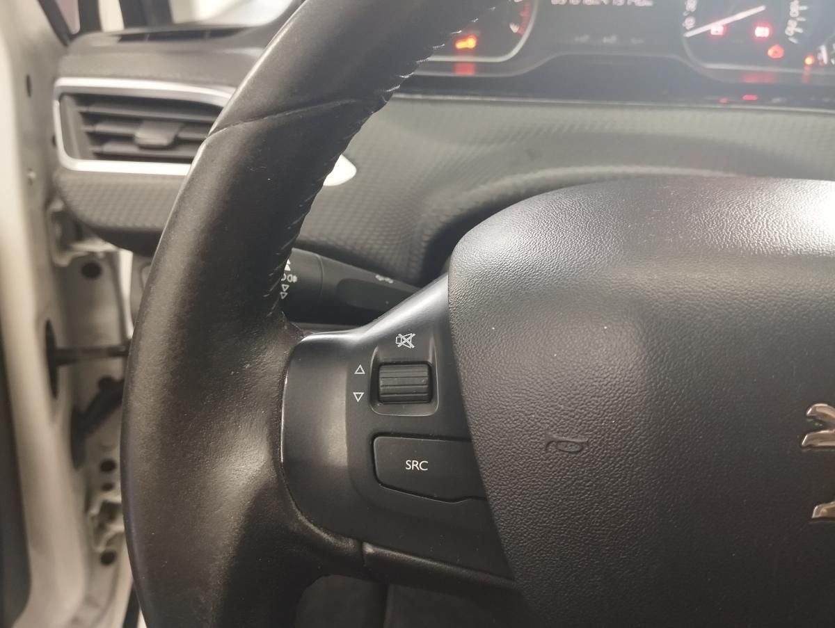 peugeot-2008-2019-gasolina-1199cc