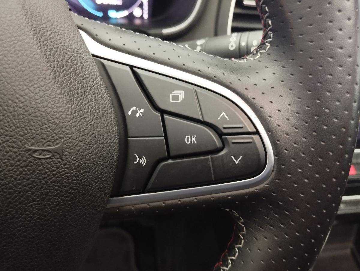 renault-megane-2021-hibrido-a-gasolina-1598cc