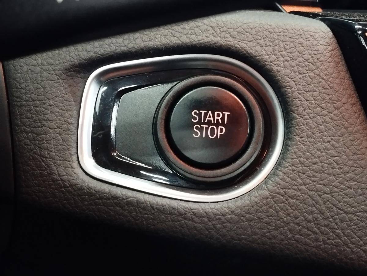 bmw-serie-2-2021-hibrido-a-gasolina-1499cc