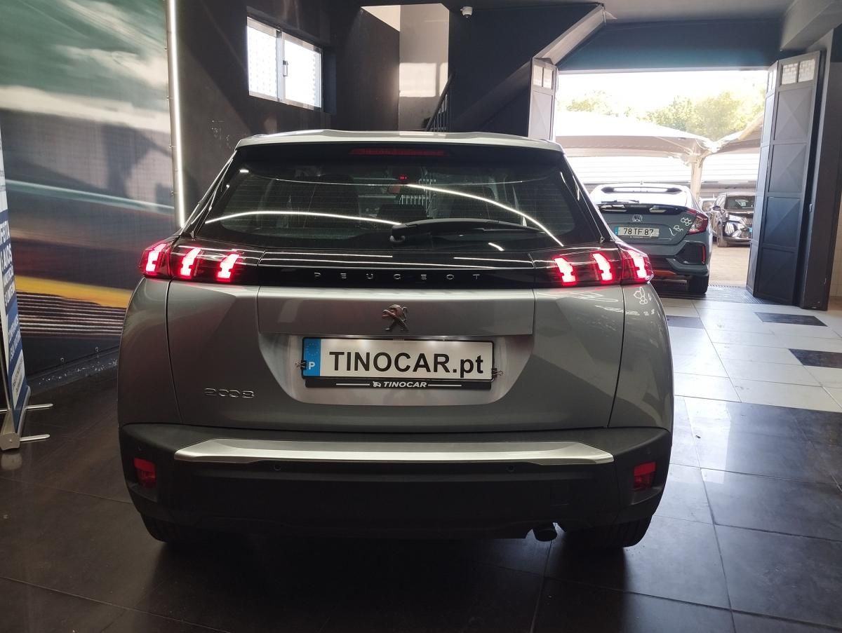 peugeot-2008-2022-gasolina-1199cc