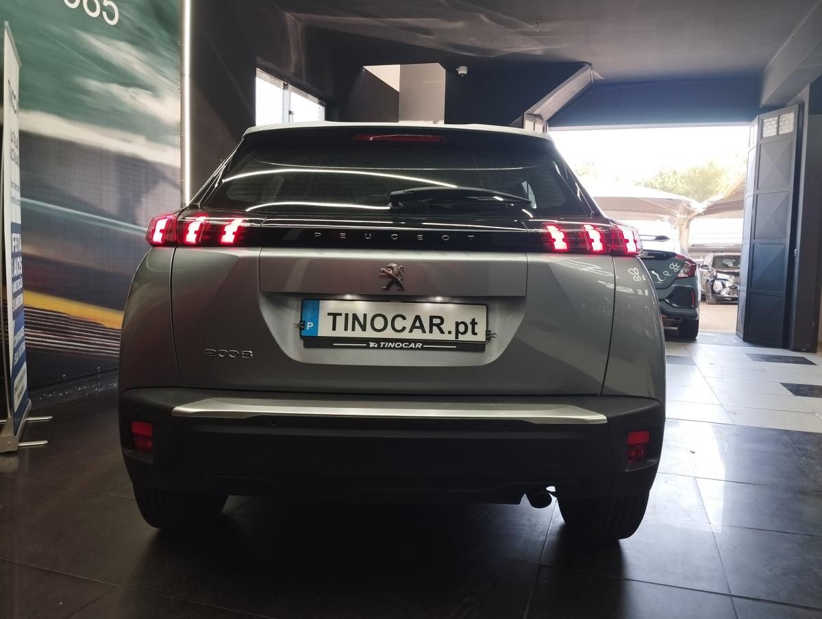 peugeot-2008-2022-gasolina-1199cc