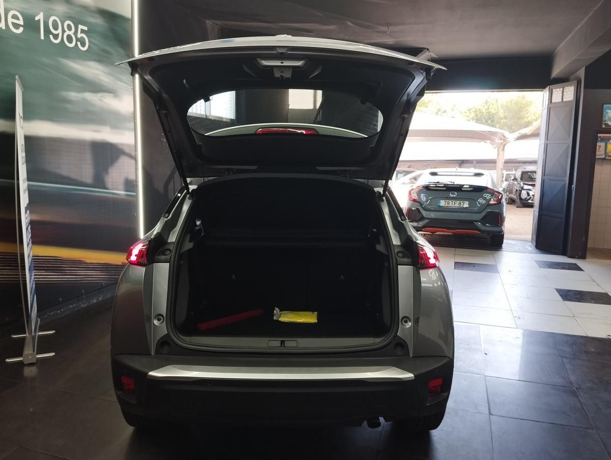 peugeot-2008-2022-gasolina-1199cc
