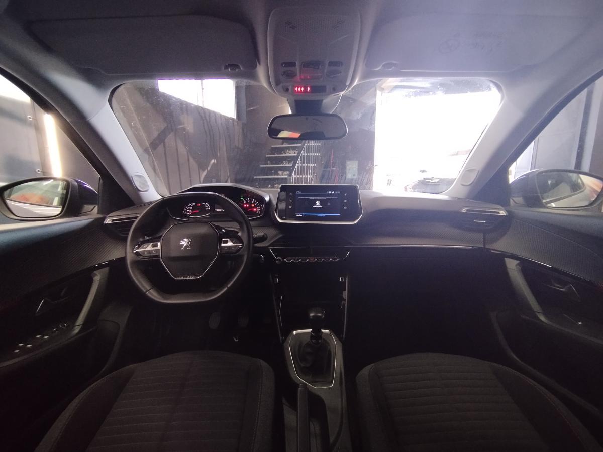 peugeot-2008-2022-gasolina-1199cc
