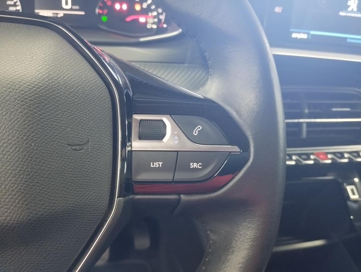 peugeot-2008-2022-gasolina-1199cc