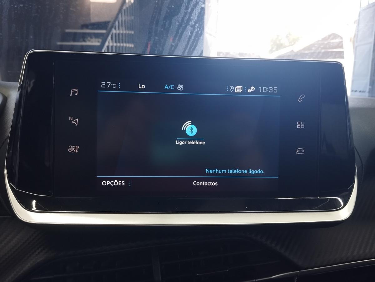 peugeot-2008-2022-gasolina-1199cc