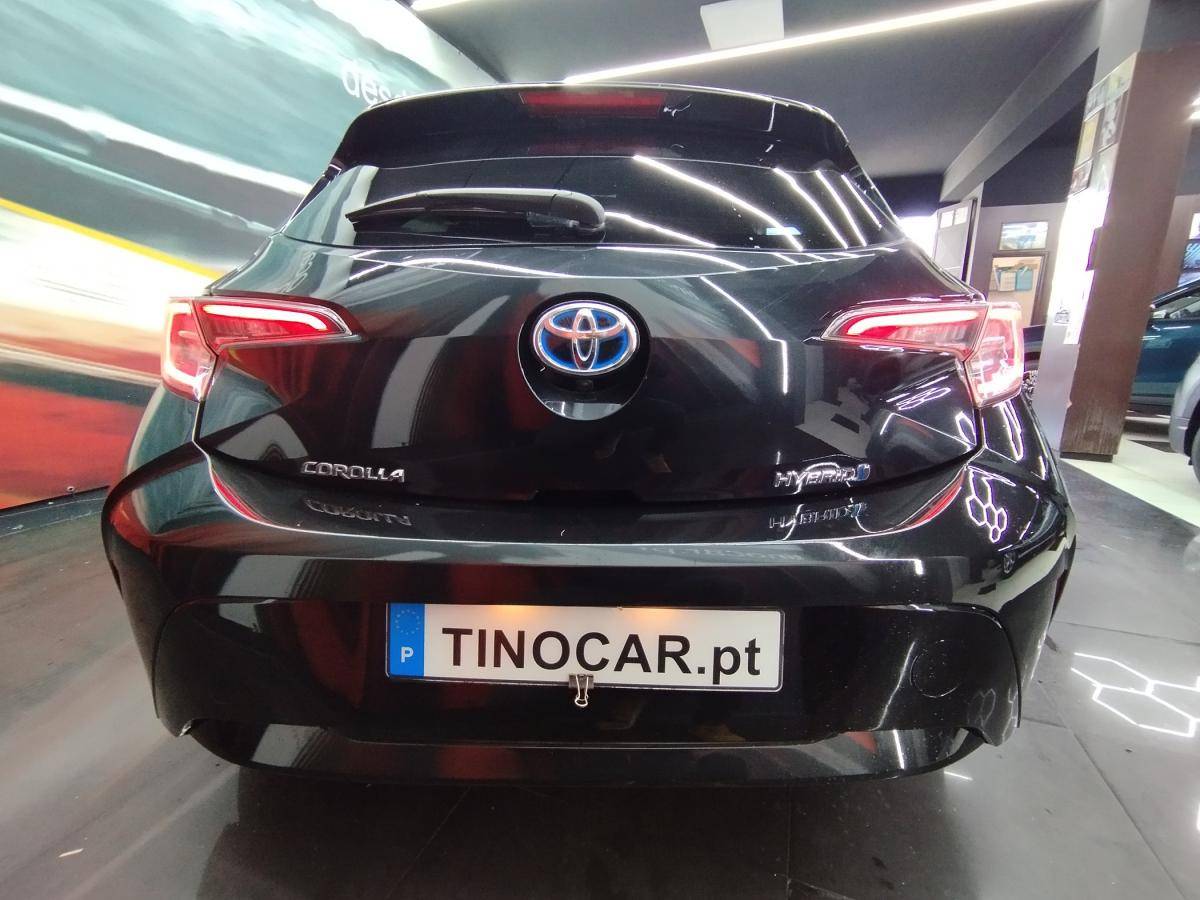 toyota-corolla-2022-hibrido-a-gasolina-1798cc