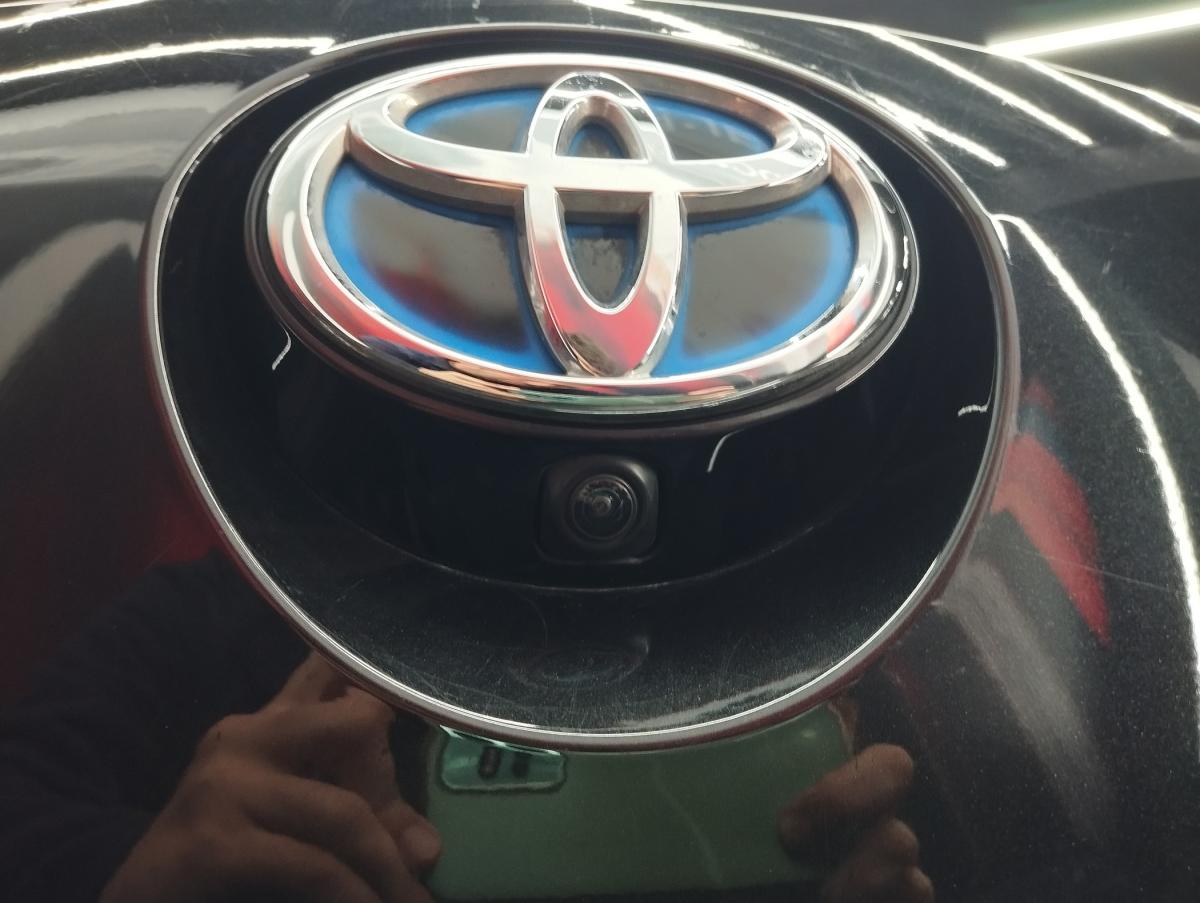 toyota-corolla-2022-hibrido-a-gasolina-1798cc
