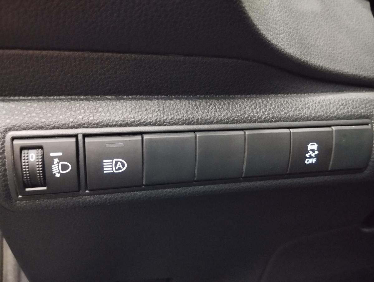 toyota-corolla-2022-hibrido-a-gasolina-1798cc