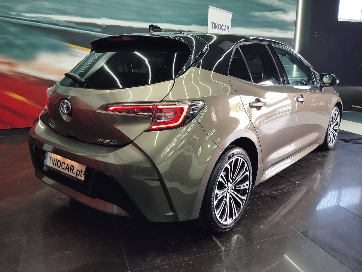 toyota-corolla-2020-hibrido-a-gasolina-1798cc