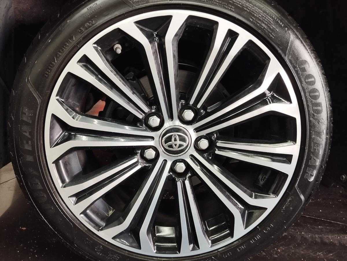 toyota-corolla-2020-hibrido-a-gasolina-1798cc