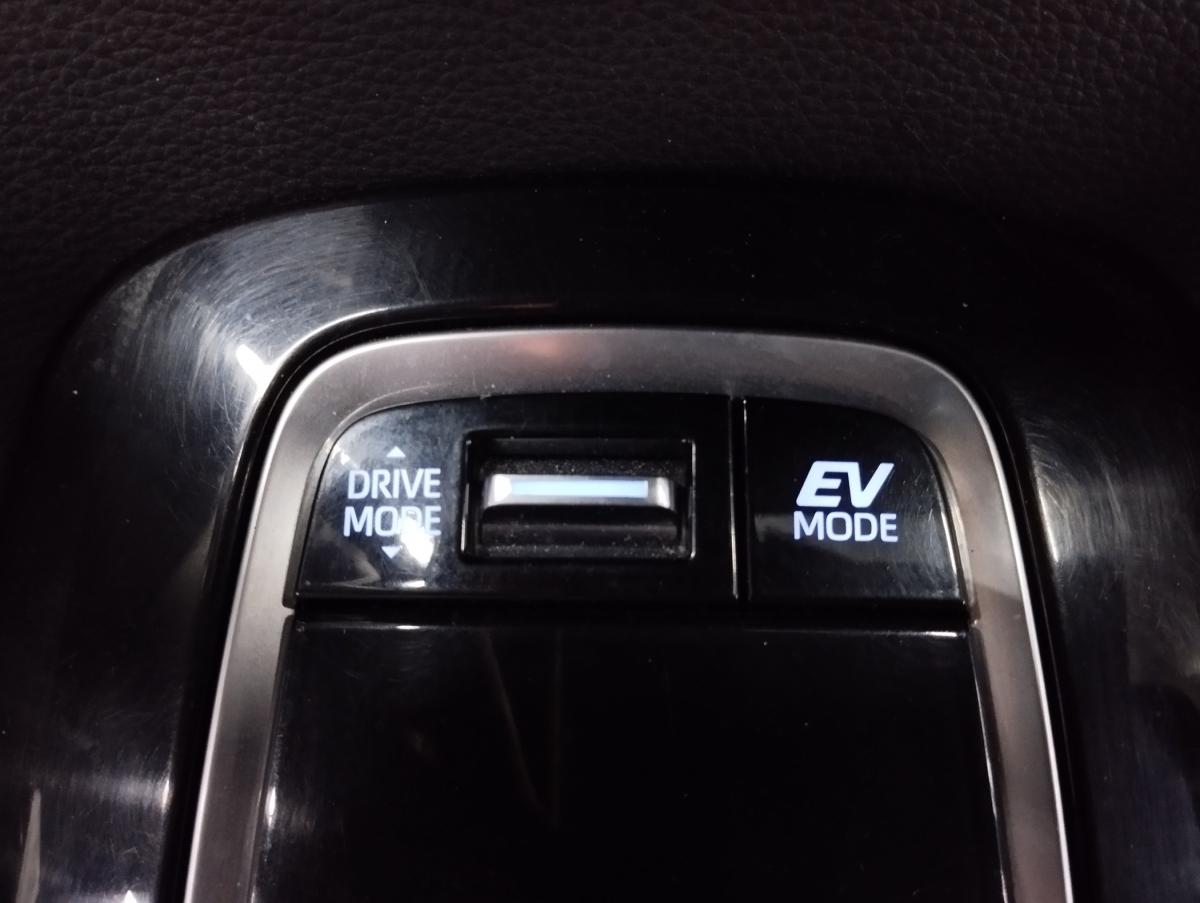 toyota-corolla-2020-hibrido-a-gasolina-1798cc