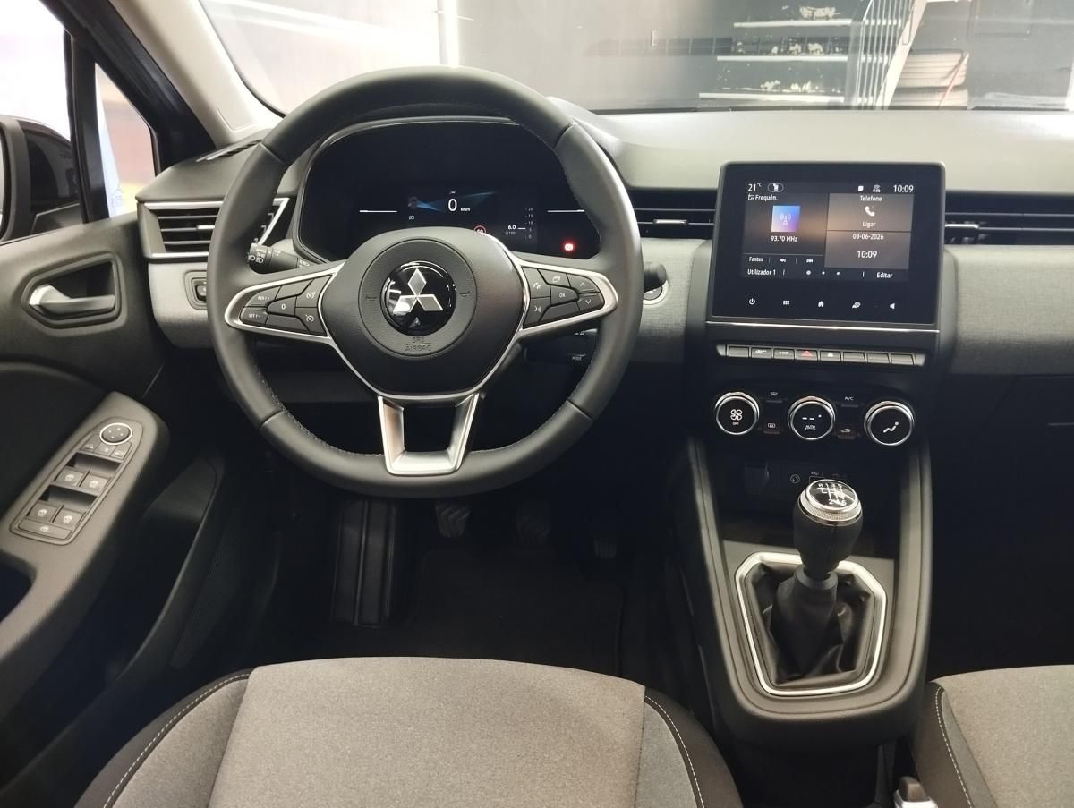 mitsubishi-colt-2025-gasolina-999cc