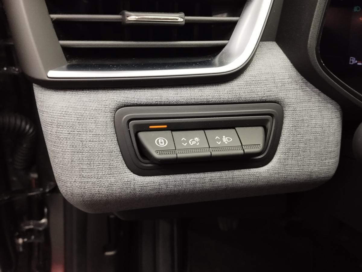 mitsubishi-colt-2025-gasolina-999cc